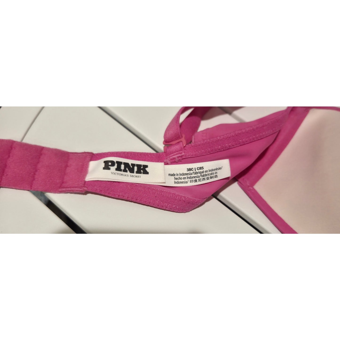Victoria's Secret PINK Wear Everywhere Push Up Wireless Bra Convertible Pink 38C