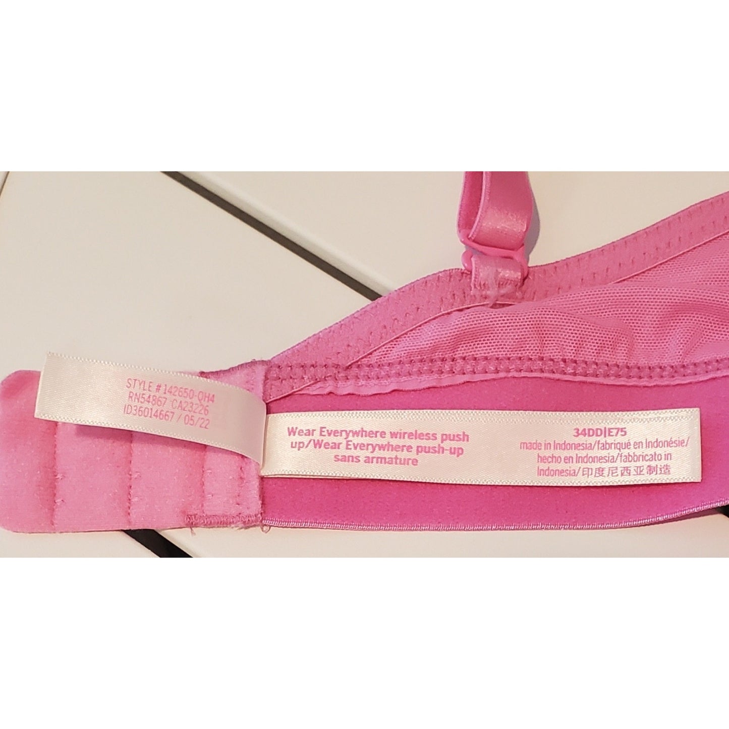 Victoria's Secret PINK Wear Everywhere Vintage Wireless Push Up Bra Pink 34DD