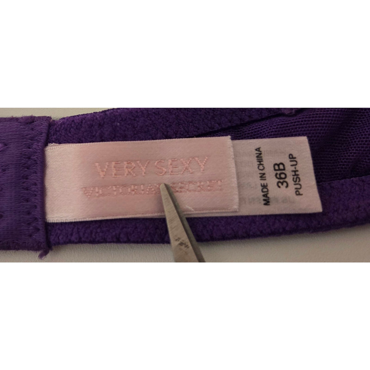 Victoria's Secret Very Sexy Y2K Push Up Bra 36B Purple Padded Underwire