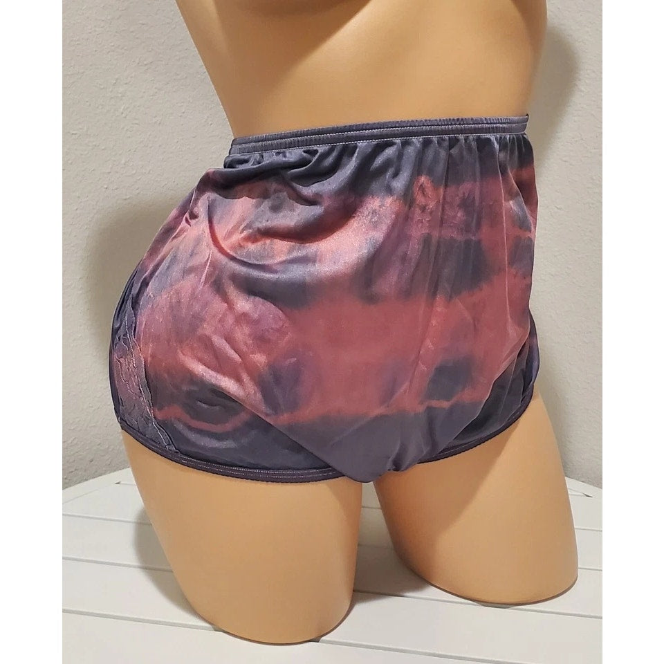Vanity Fair Lace Nouveau Nylon Full Cut Panty Lace Rainbow Shift Phantom 10/3XL