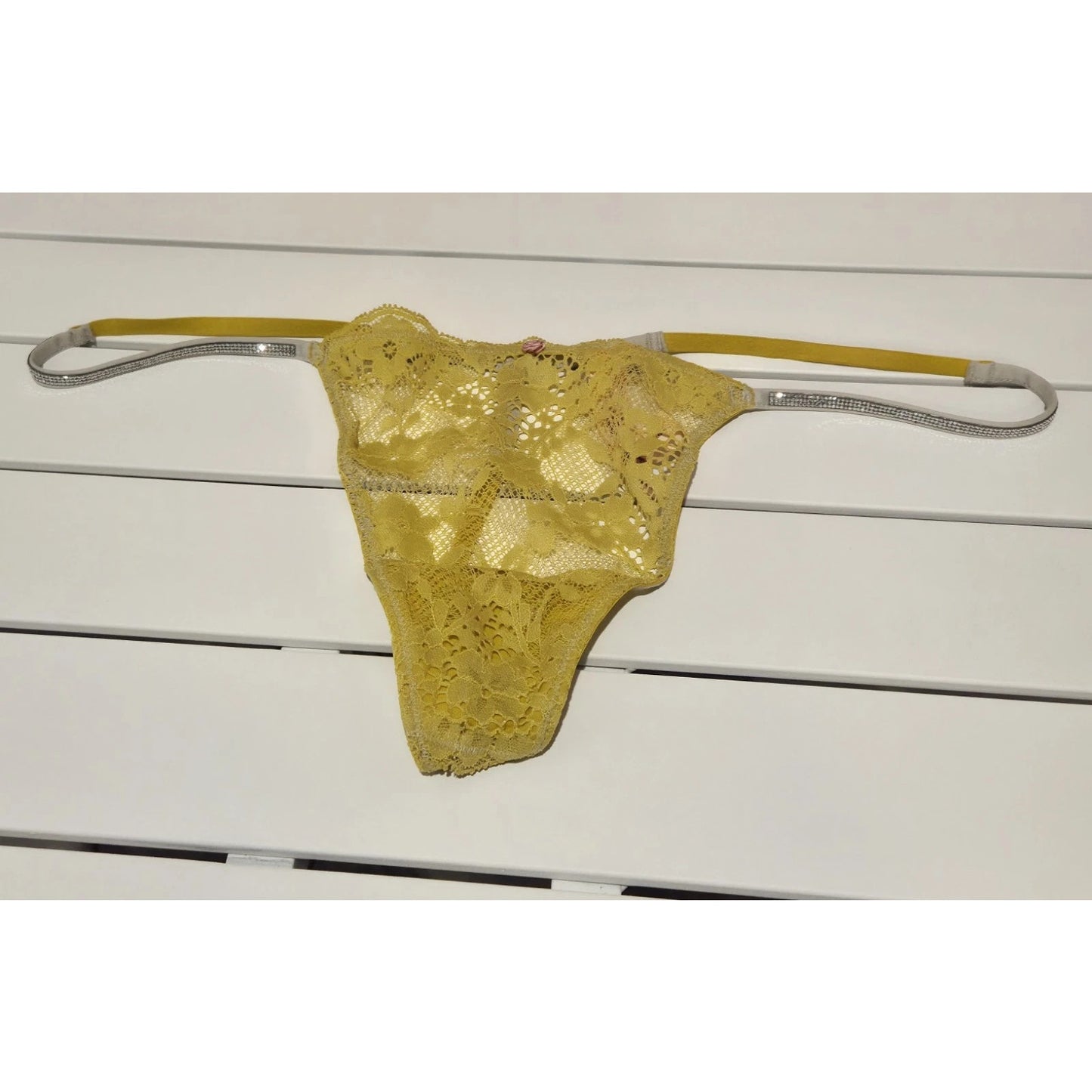 Victoria's Secret Dream Angels Shine Strap Shiny Thong Panty Cyber Yellow 8/XL