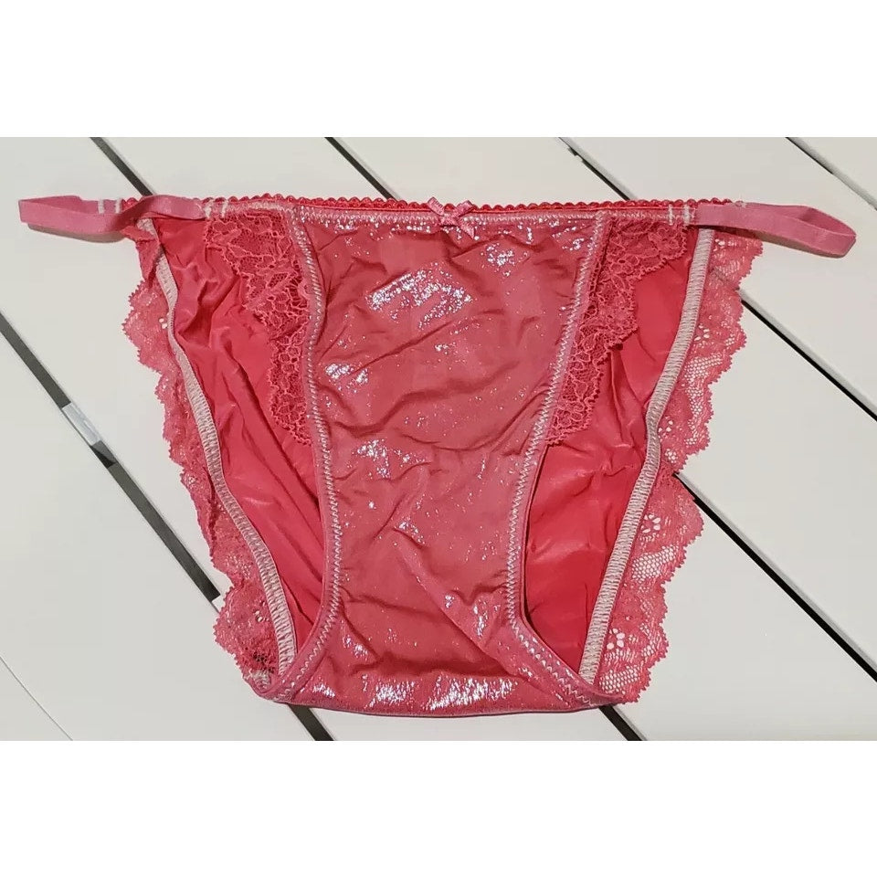 Victoria's Secret Dream Angels String Bikini Panty Shiny Lace Pink Gumdrop XS