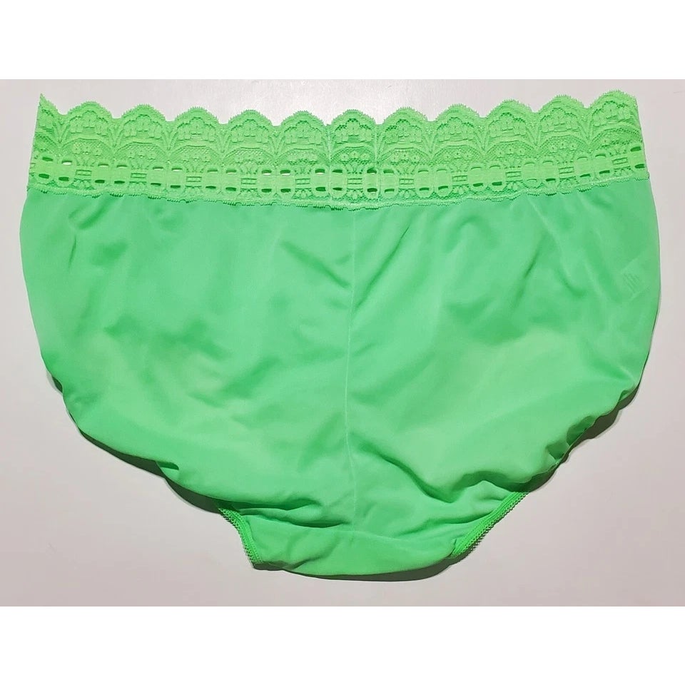 Olga Secret Hug Full Coverage Brief Panty Nylon Silky Poison Apple Green