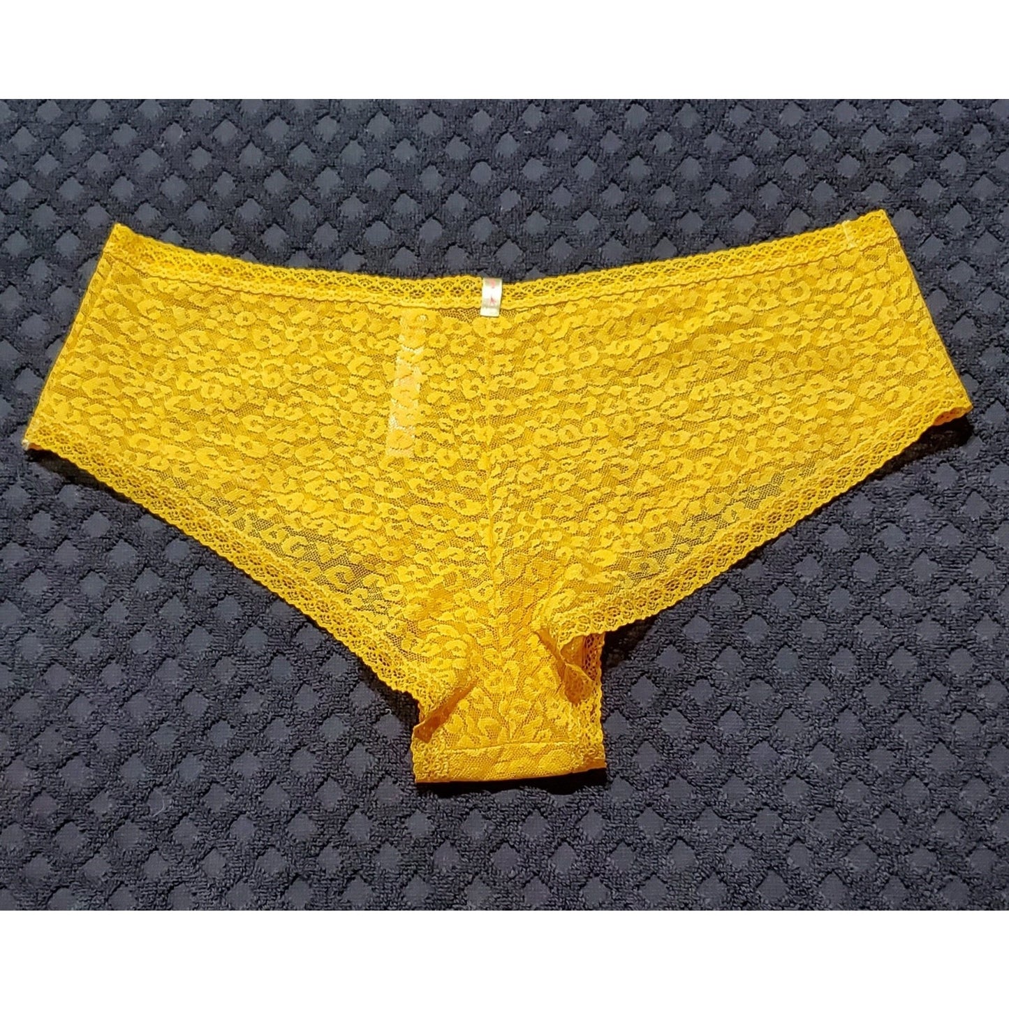 Victoria's Secret PINK Leopard All Lace Cheekster Panty Tulip Yellow 8/XL