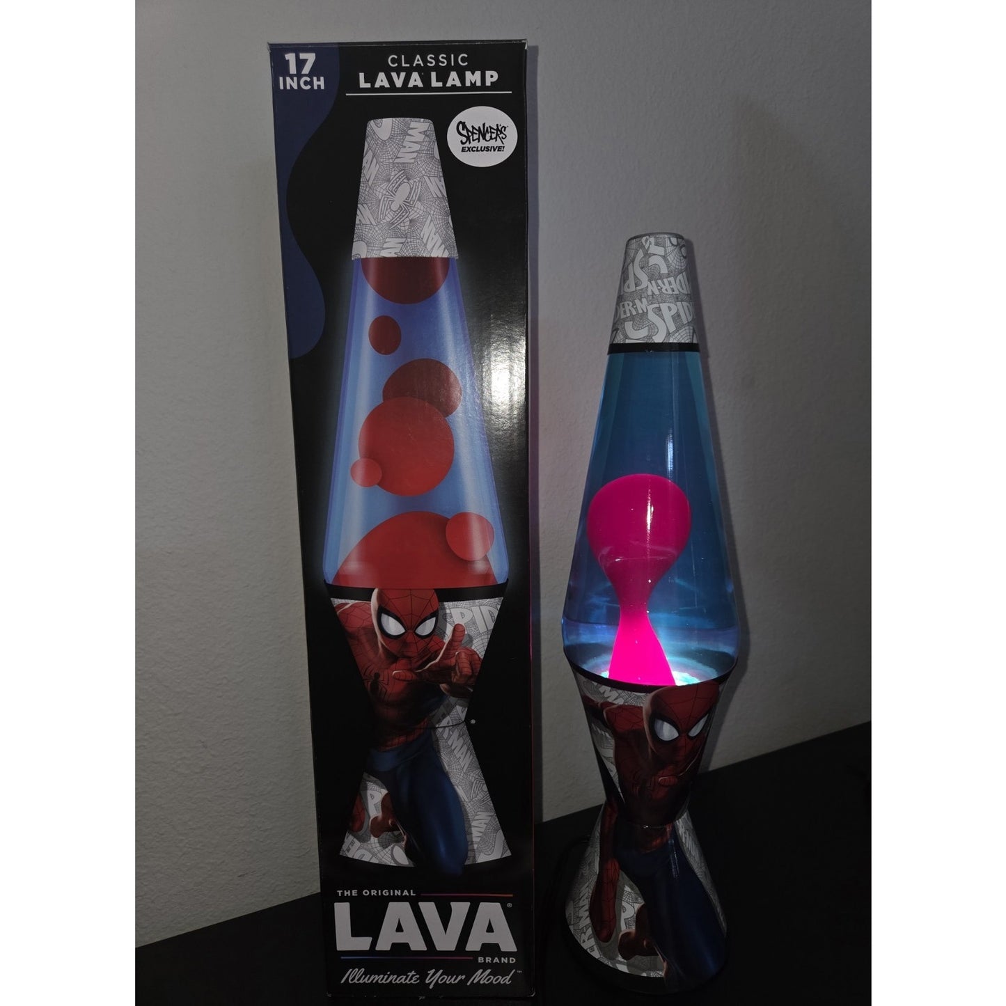 New Lava Lamp Marvel Spider-Man 17" Red Lava Blue Liquid 32 Oz Licensed
