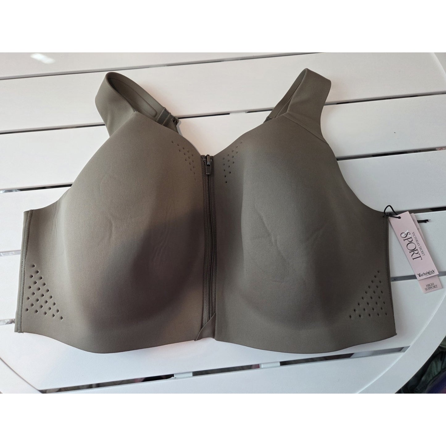 Victoria's Secret VSX Turbo Wick High Support Sports Bra Front-Close Olive 40DD