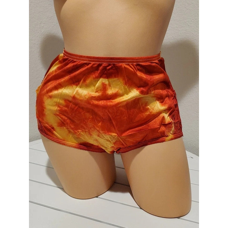Vanity Fair Lace Nouveau Nylon Full Cut Panty Shiny Yellow Red Rainbow Edge 6/M