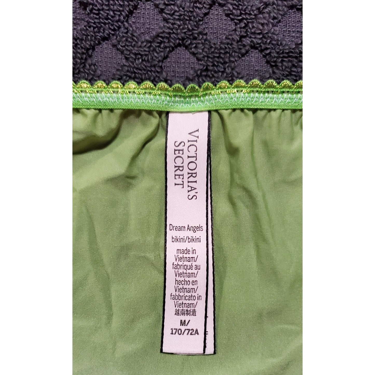 Victoria's Secret Dream Angels Bra & String Bikini Set Shiny 38DD 6/M Lime GREEN