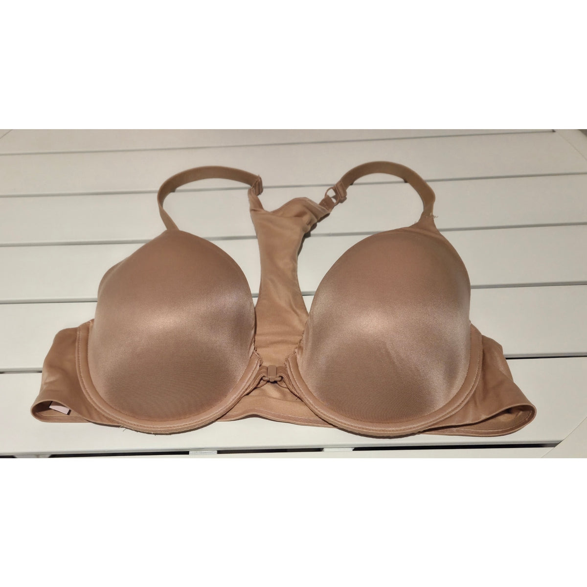 Victoria's Secret Body By Victoria Perfect Coverage Bra Front Close Nude 36C