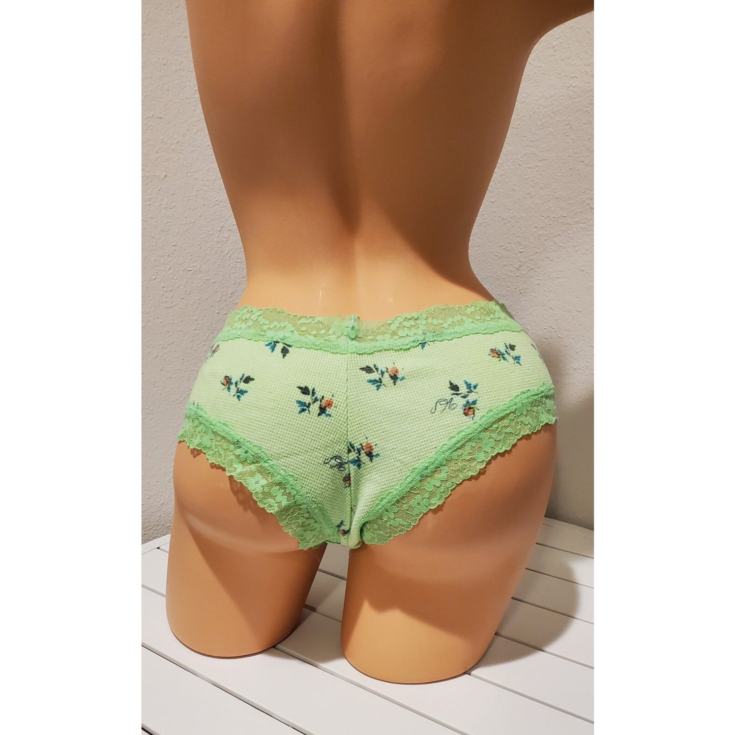Victoria's Secret Cotton Cheeky Panty Lace Trim Floral Print Green Citron 8/XL