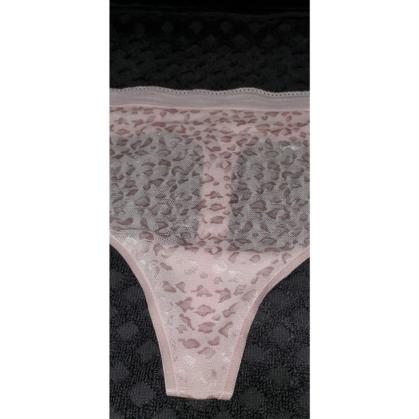 Secret Treasures Satin Stretch Thong Panty Shiny Lace Leopard Print Pink 10/3XL