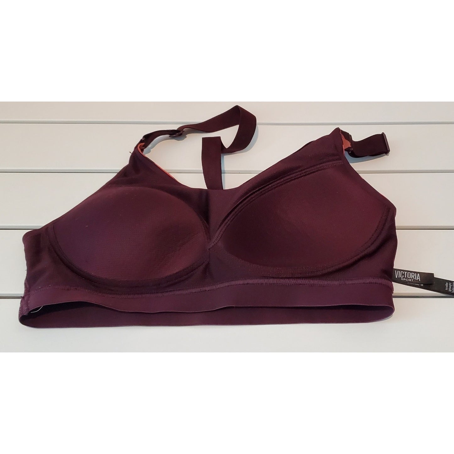 Victoria's Secret VSX The Incredible Lightweight Sports Bra Leopard Print 34B