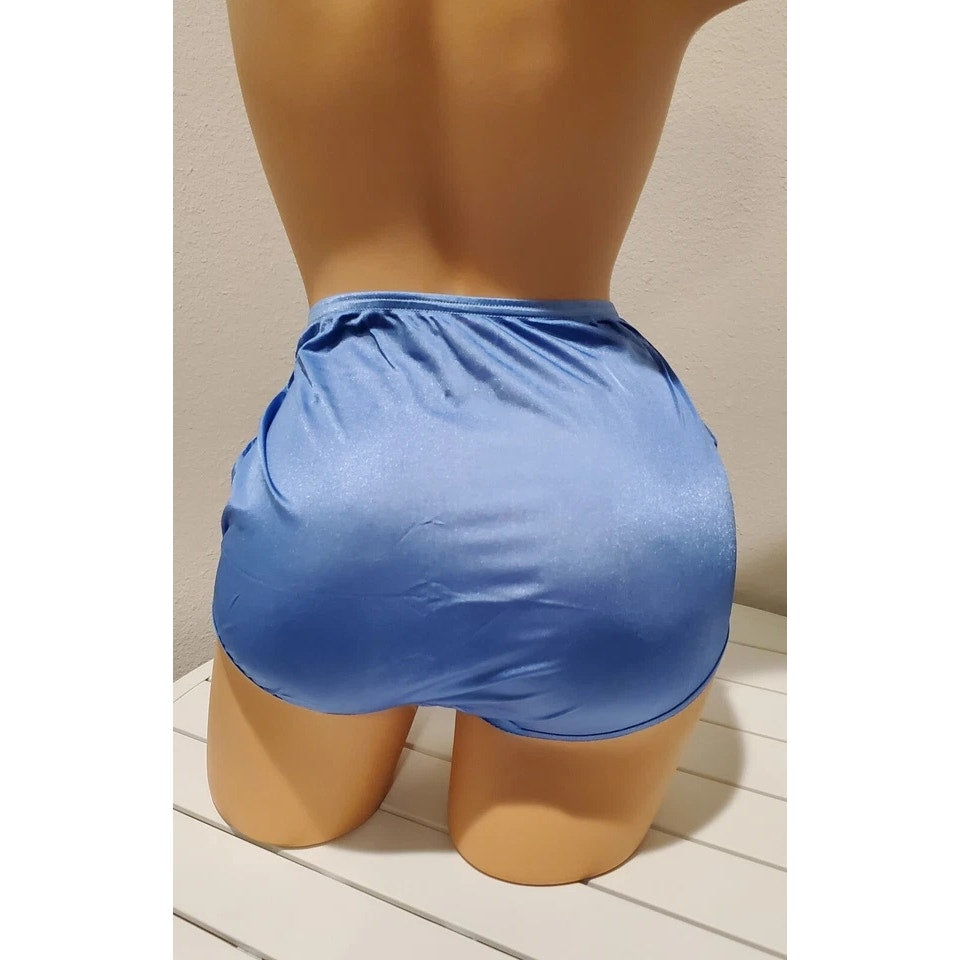 Vanity Fair Lace Nouveau Nylon Full Cut Panty Lace Shiny Cloud 9 Blue