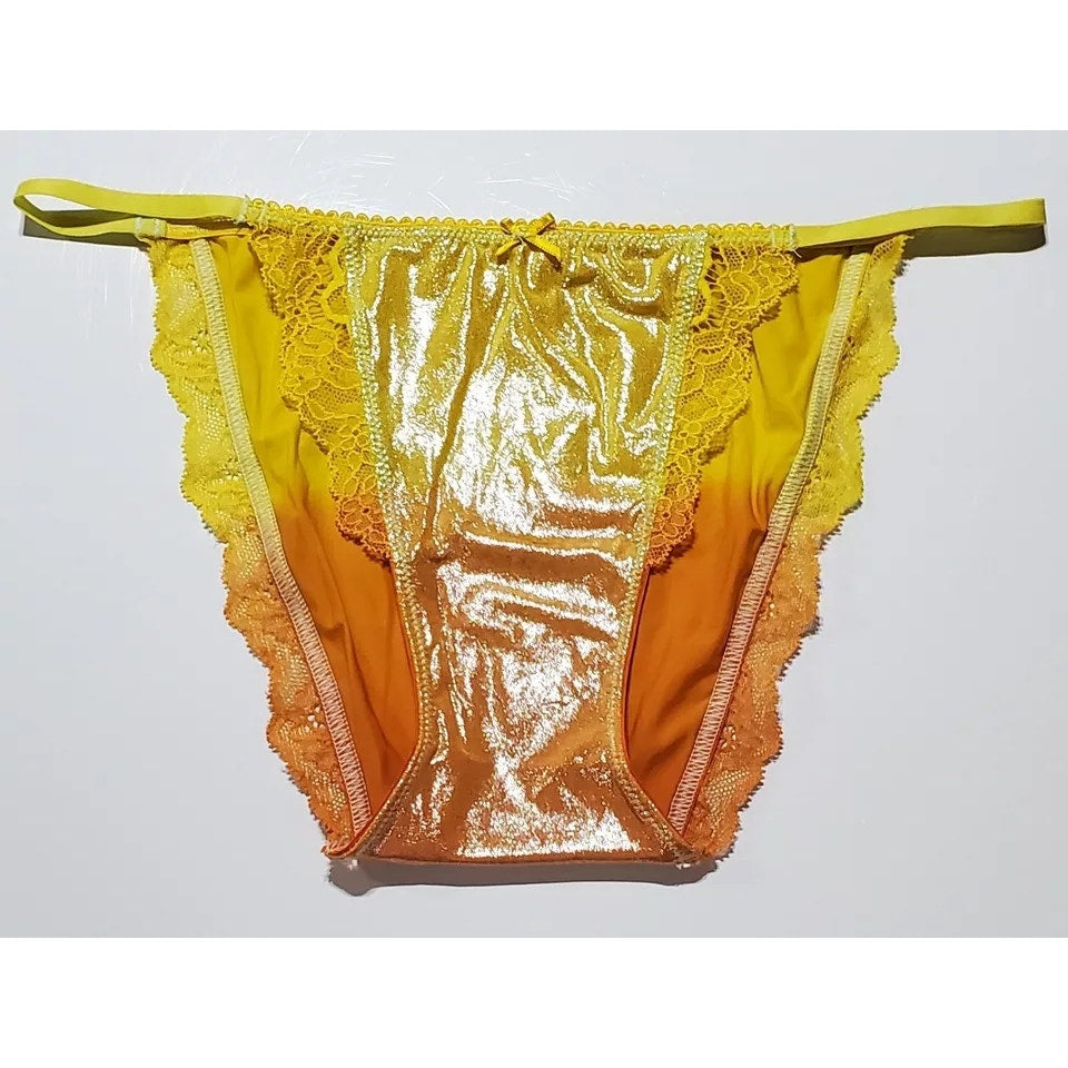 Victoria's Secret Dream Angels String Bikini Panty Shiny Lace Trim Caliente Ombre