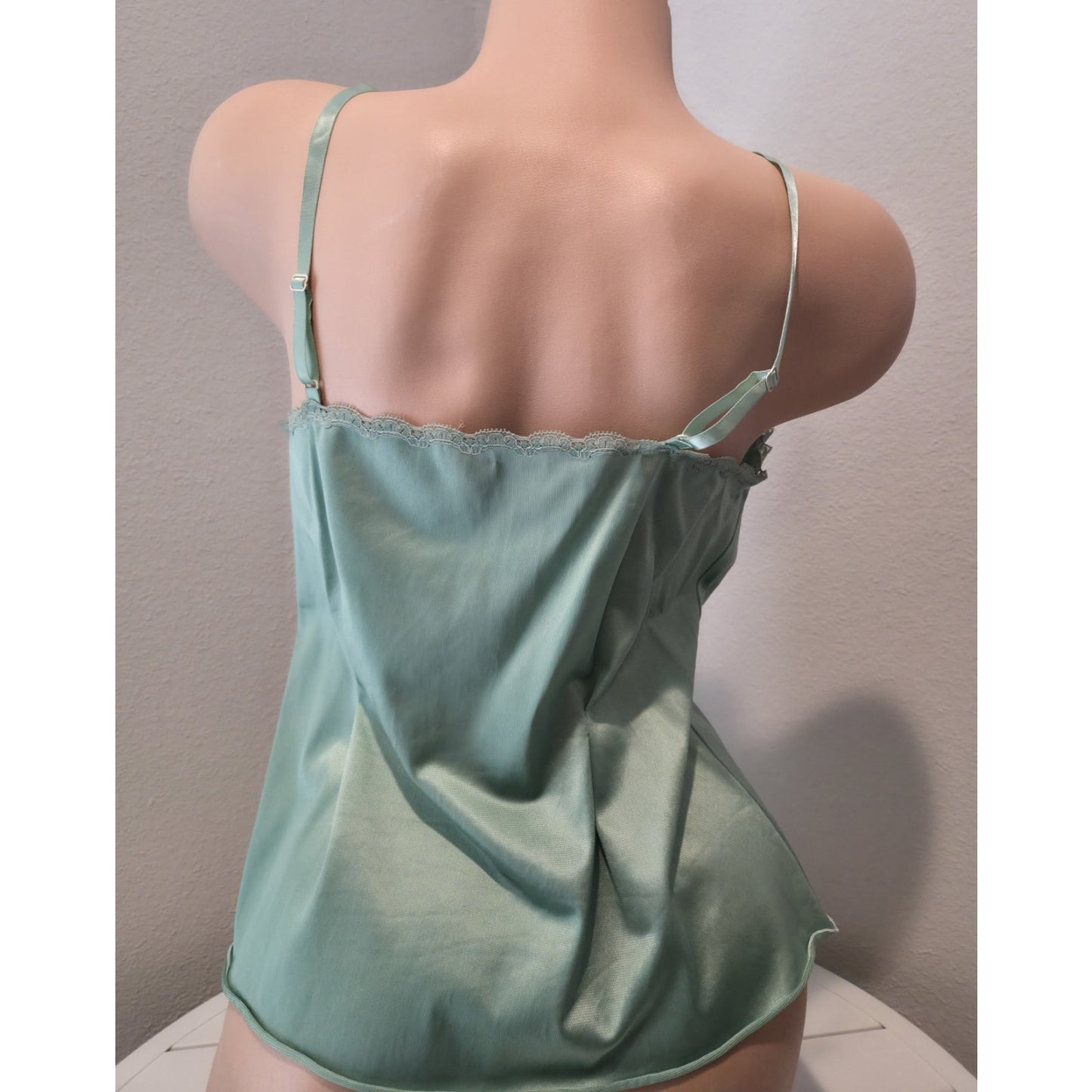 Vanity Fair Vintage Antron III Nylon Camisole Floral Lace Made in USA Green 36