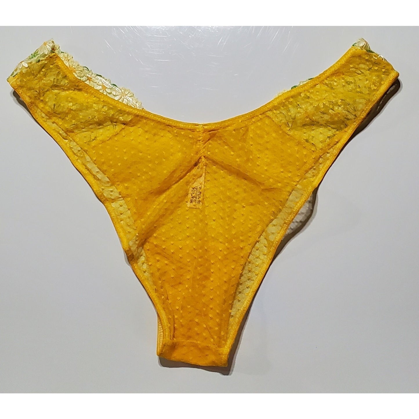 Victoria's Secret Dream Angels Floral Lace Brazilian Panty Carnation Yellow 8/XL