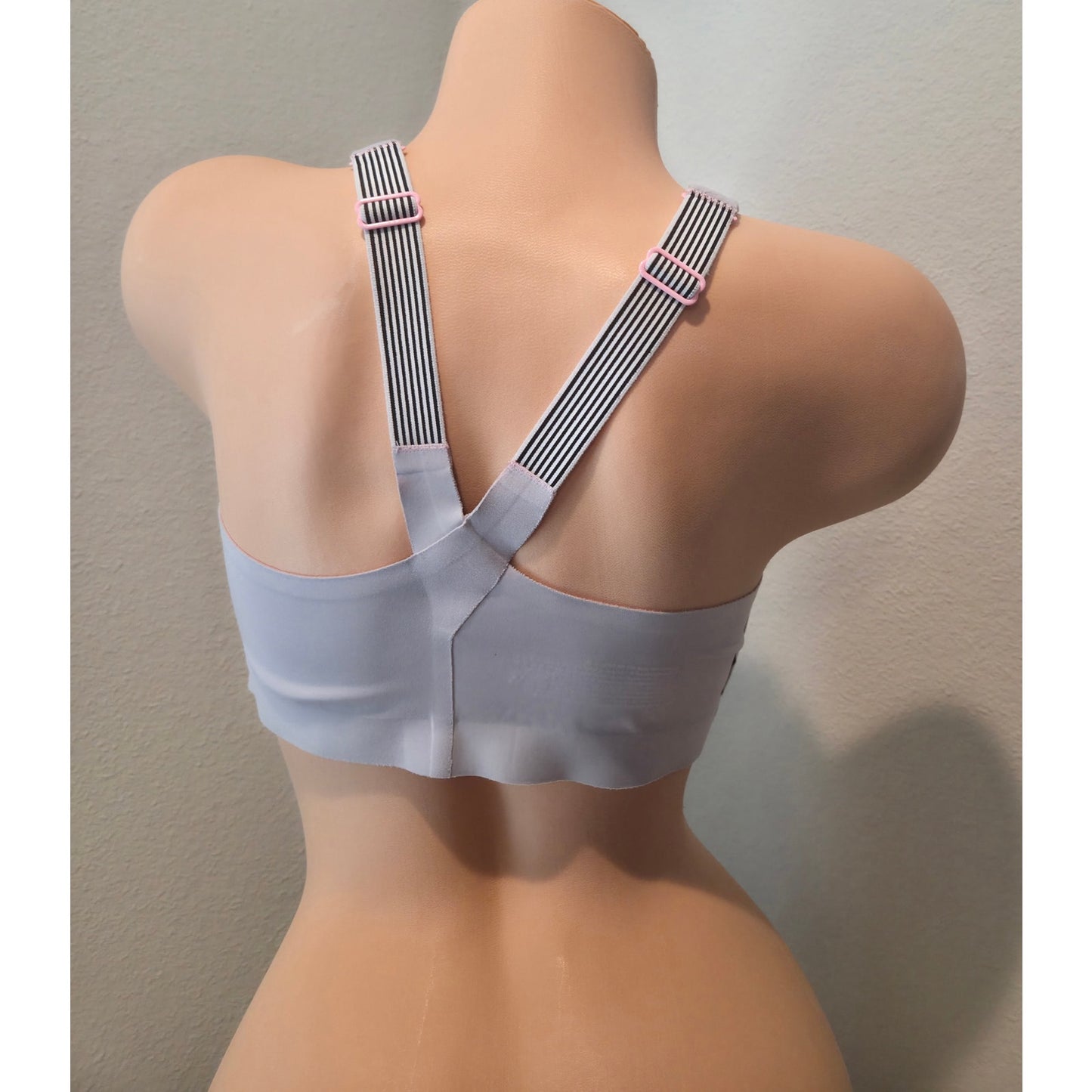 Victoria's Secret Sport Incredible Knockout Ultra Max Bra Gray Pink 34DD