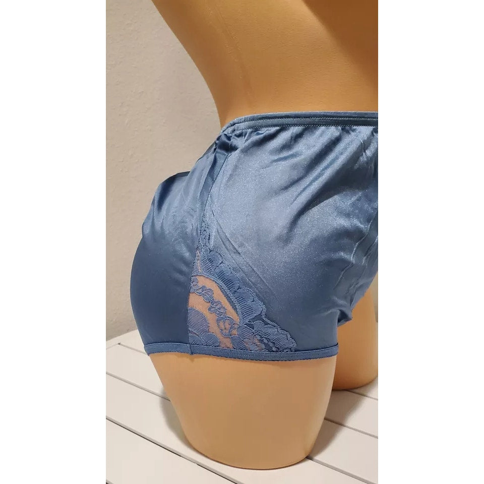 Vanity Fair Lace Nouveau Nylon Full Cut Panty Lace Shiny Blue Shine