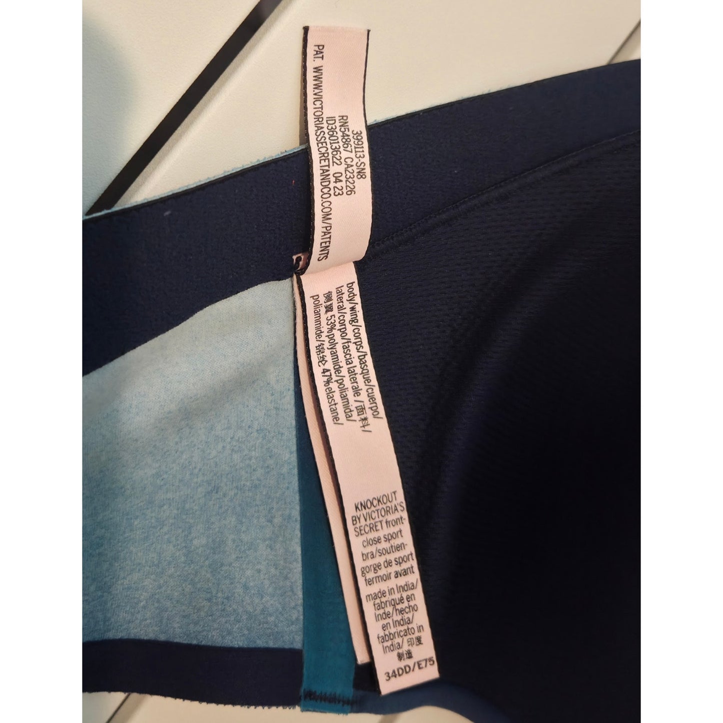 Victoria's Secret Knockout Front Close Sports Bra High Impact Blue Ombre 34DD