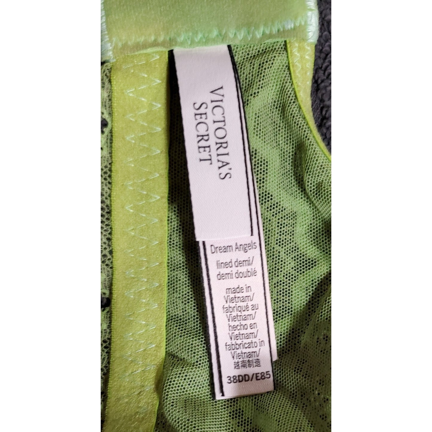 Victoria's Secret Dream Angels Bra & String Bikini Set Shiny 38DD 6/M Lime GREEN