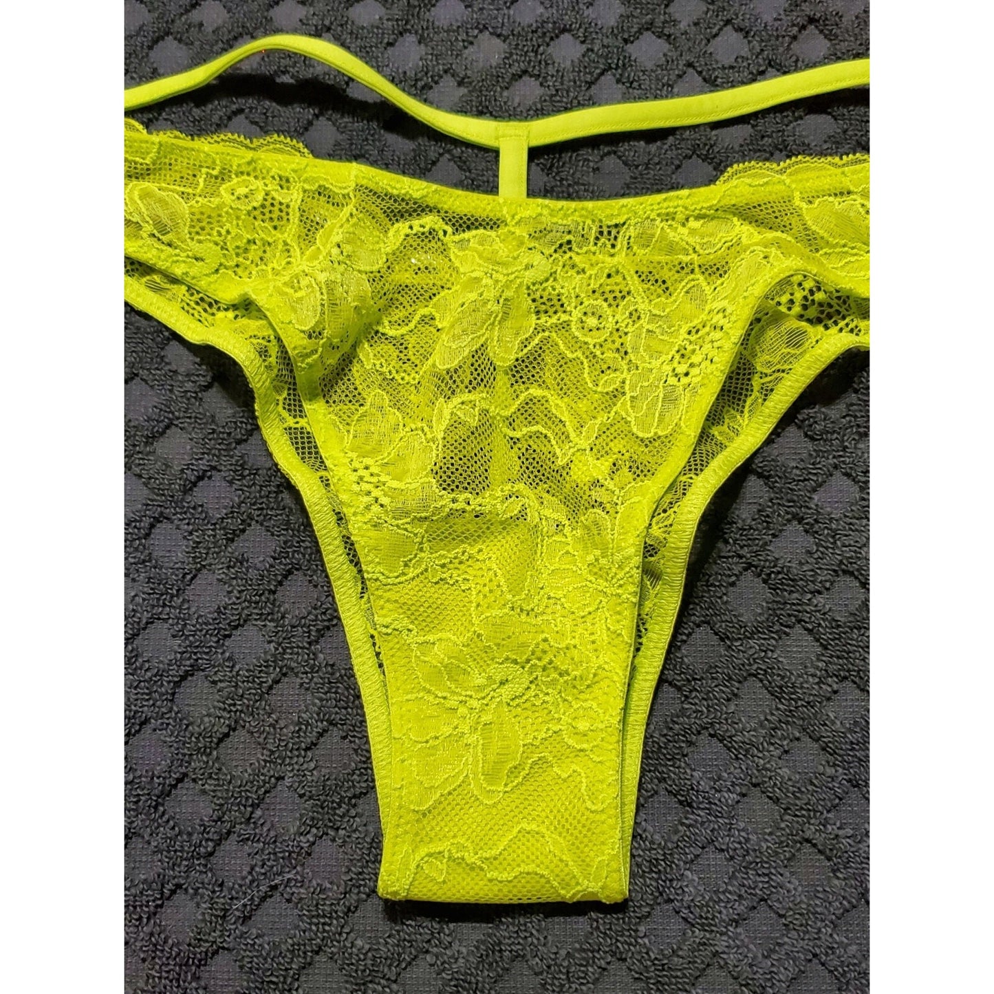 Victoria's Secret Shine Brazilian Panty All Lace Y-Back Strap Bright Green 6/M