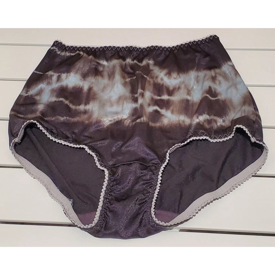 Vanity Fair 40301 Full Coverage Brief Panty Shiny Rainbow Ice Blue 6/M - Star Vintage & More