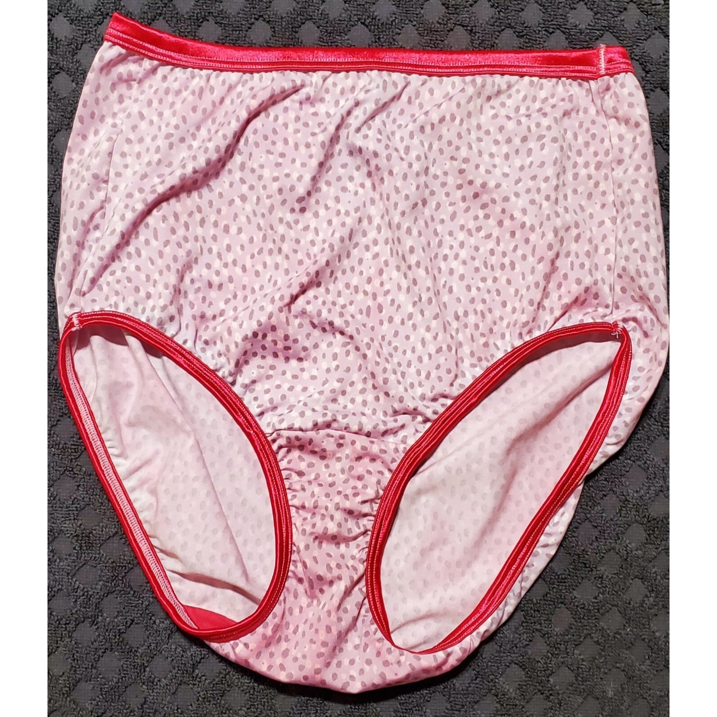 Vanity Fair 13109 Silky Brief Panty Polka Dot Print Strawberry 6/M Rare Color