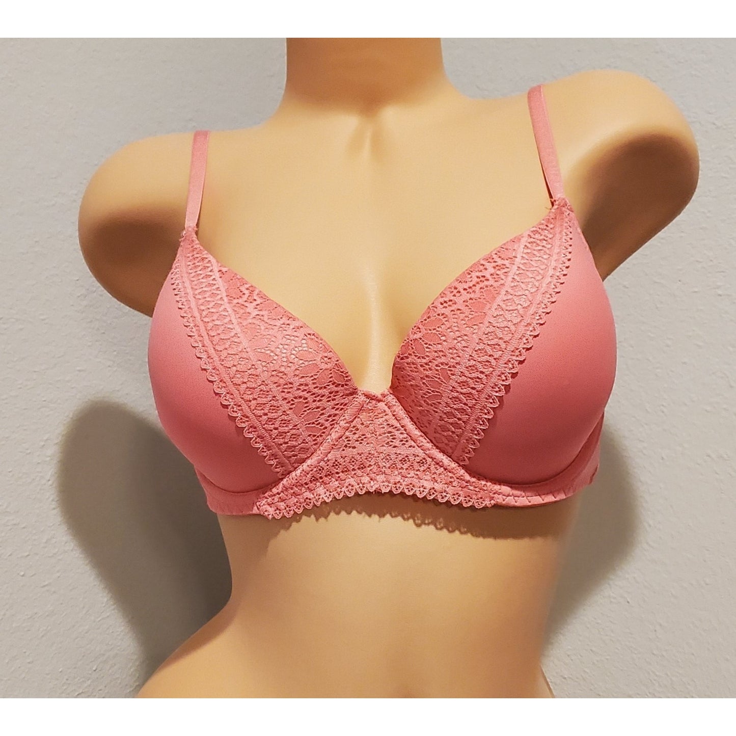 Laura Ashley 6336-28 Floral Lace Push-Up Bra Padded Pink 38C