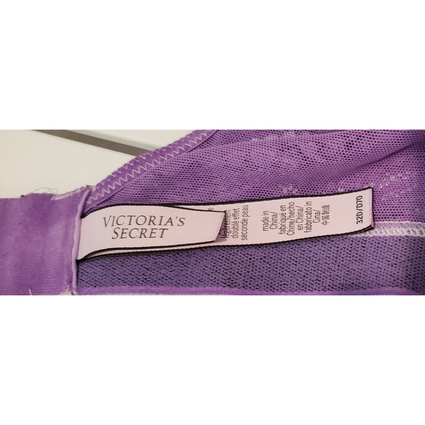 Victoria's Secret Vintage Crochet Lace Demi T Shirt Bra Lightly Lined Purple 32D