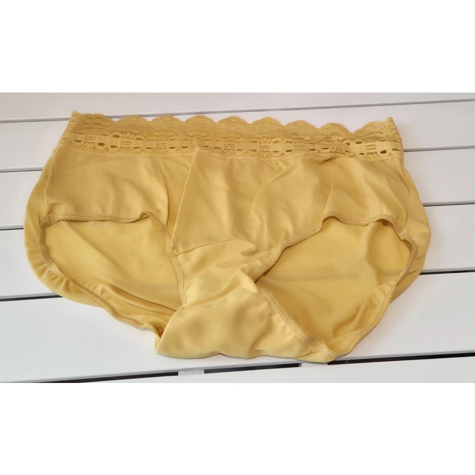 Olga Secret Hug Full Coverage Brief Panty Nylon Silky Sunbeam Yellow 7/L