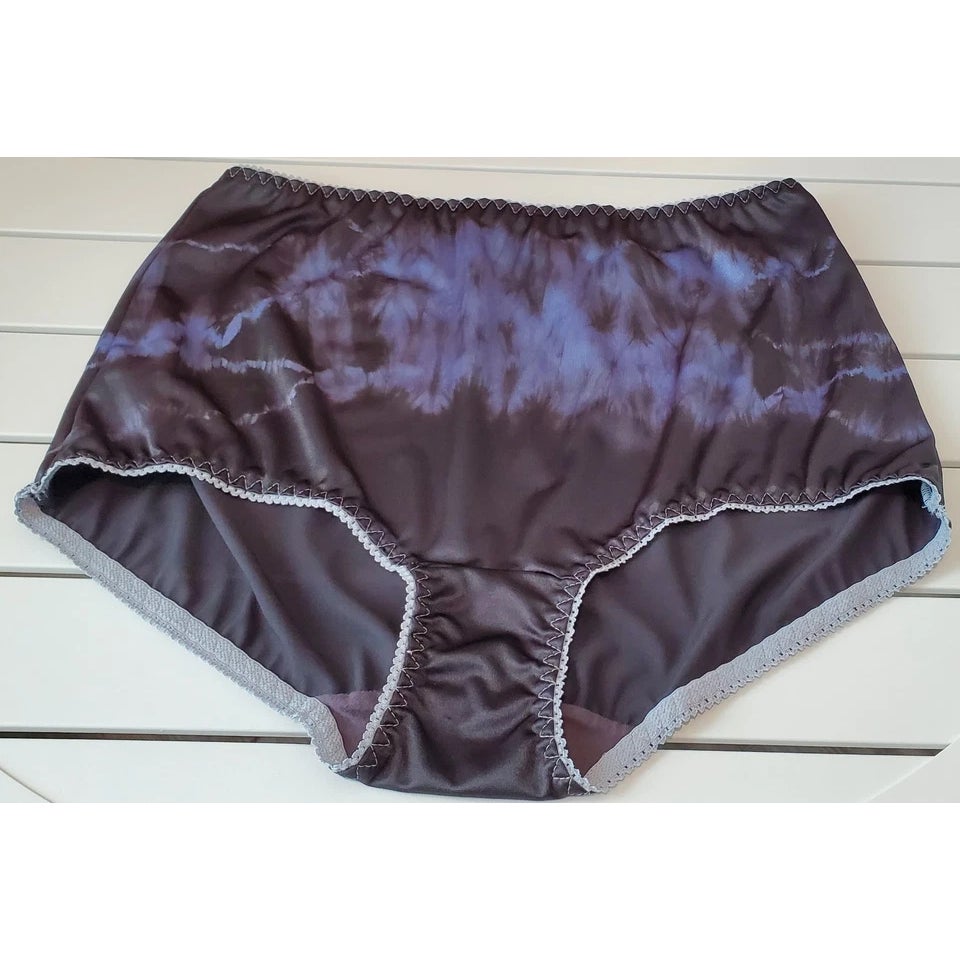 Vanity Fair 40301 Full Coverage Brief Panty Shiny Rainbow Midnight Blue 10/3XL