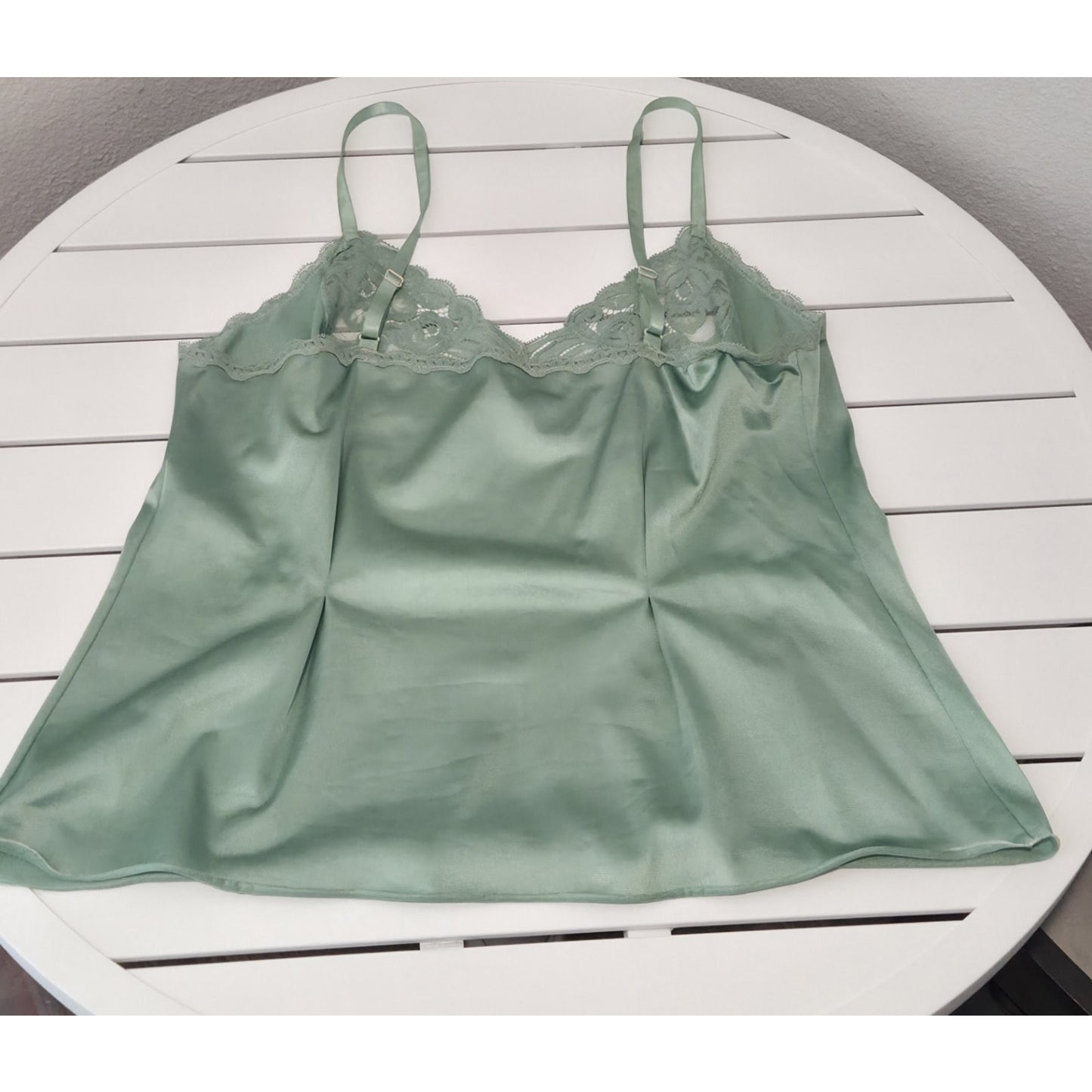 Vanity Fair Vintage Antron III Nylon Camisole Floral Lace Made in USA Green 36