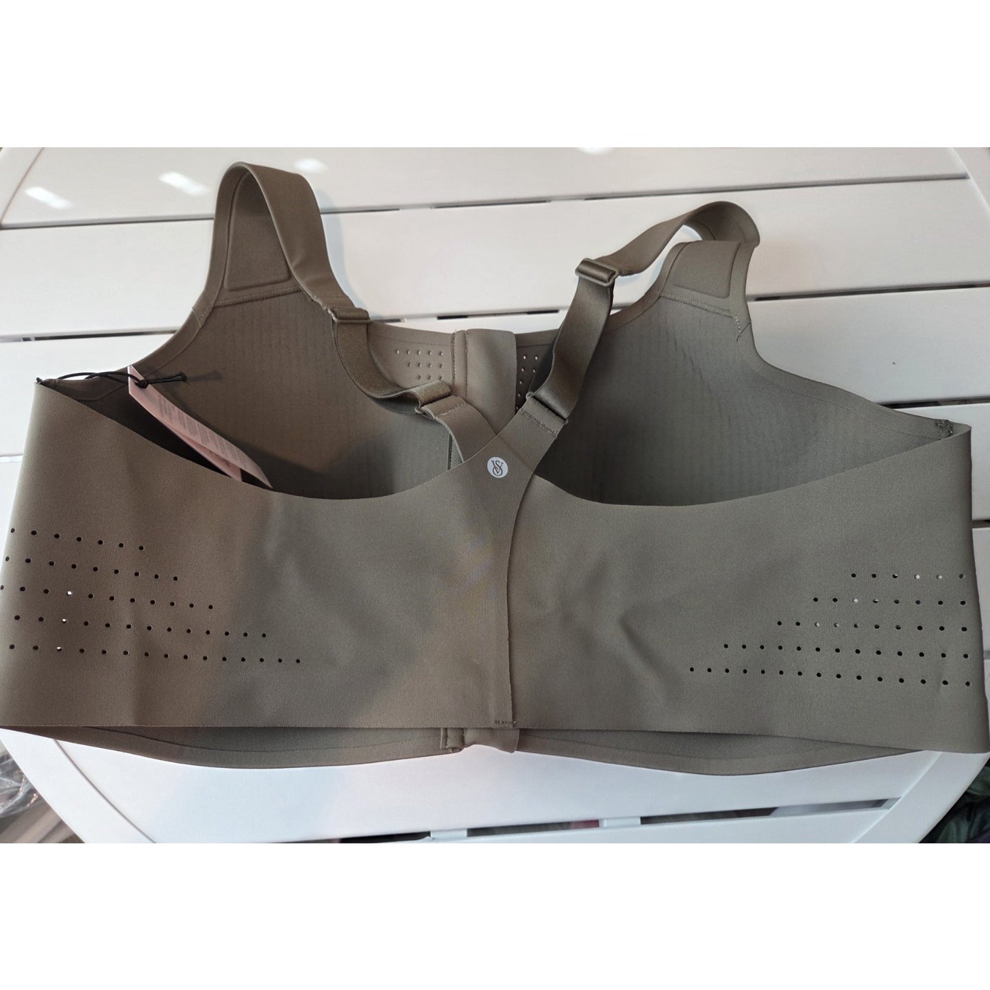 Victoria's Secret VSX Turbo Wick High Support Sports Bra Front-Close Olive 40DD