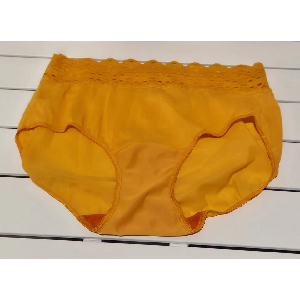Olga Secret Hug Full Coverage Brief Panty Nylon Fizzlet Orange