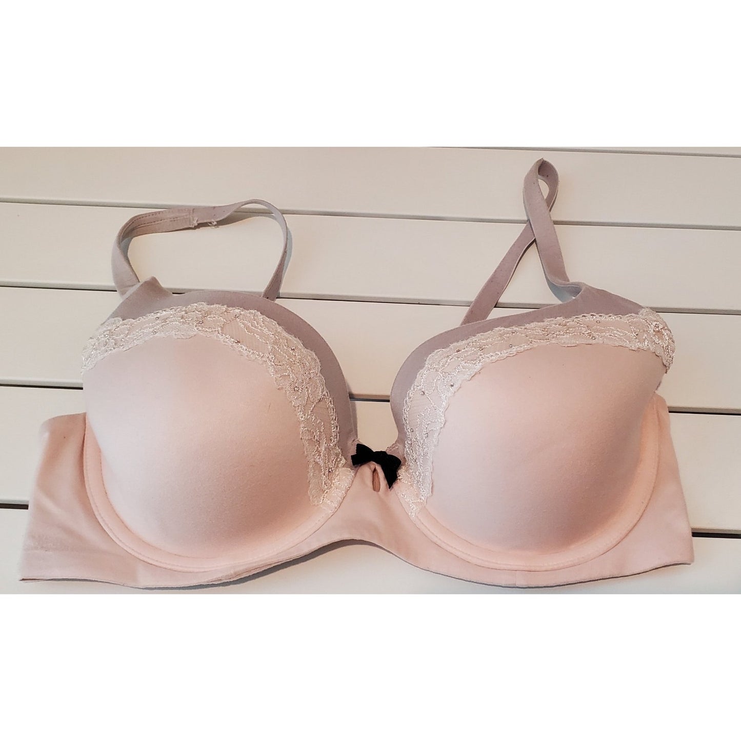 Victoria's Secret Body by Victoria Vintage Shine Lace Push-Up Bra Pink Gray 34D