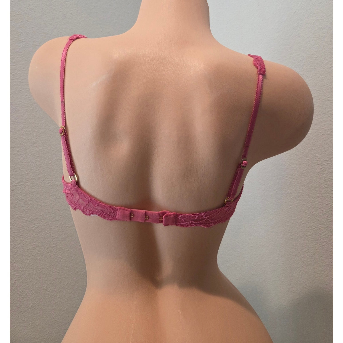 Victoria's Secret Very Sexy Vintage Y2K Nylon Underwire Bra Floral Lace Pink 34C