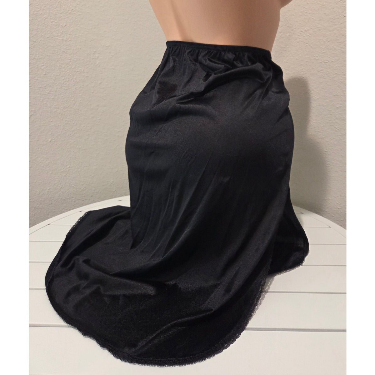 Vassarette Nylon Half Slip Lace Trim Side Slits Black 24" 2XL/46