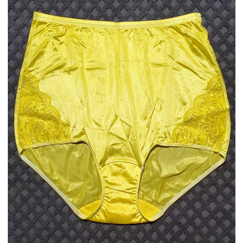 Shadowline 17082 Full Cut Brief Nylon Lace Full Cut Panty Cyber Yellow 7/L
