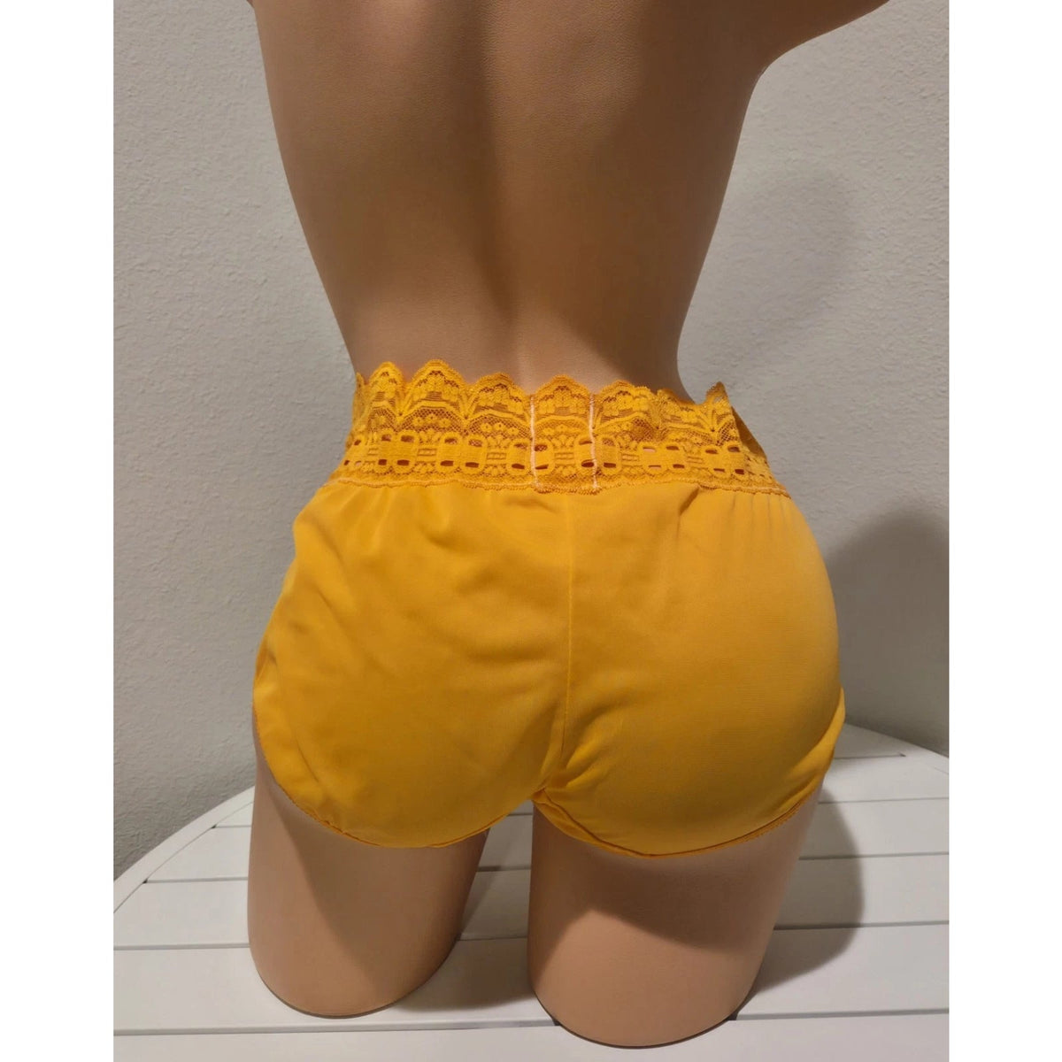 Olga Secret Hug Full Coverage Brief Panty Nylon Fizzlet Orange