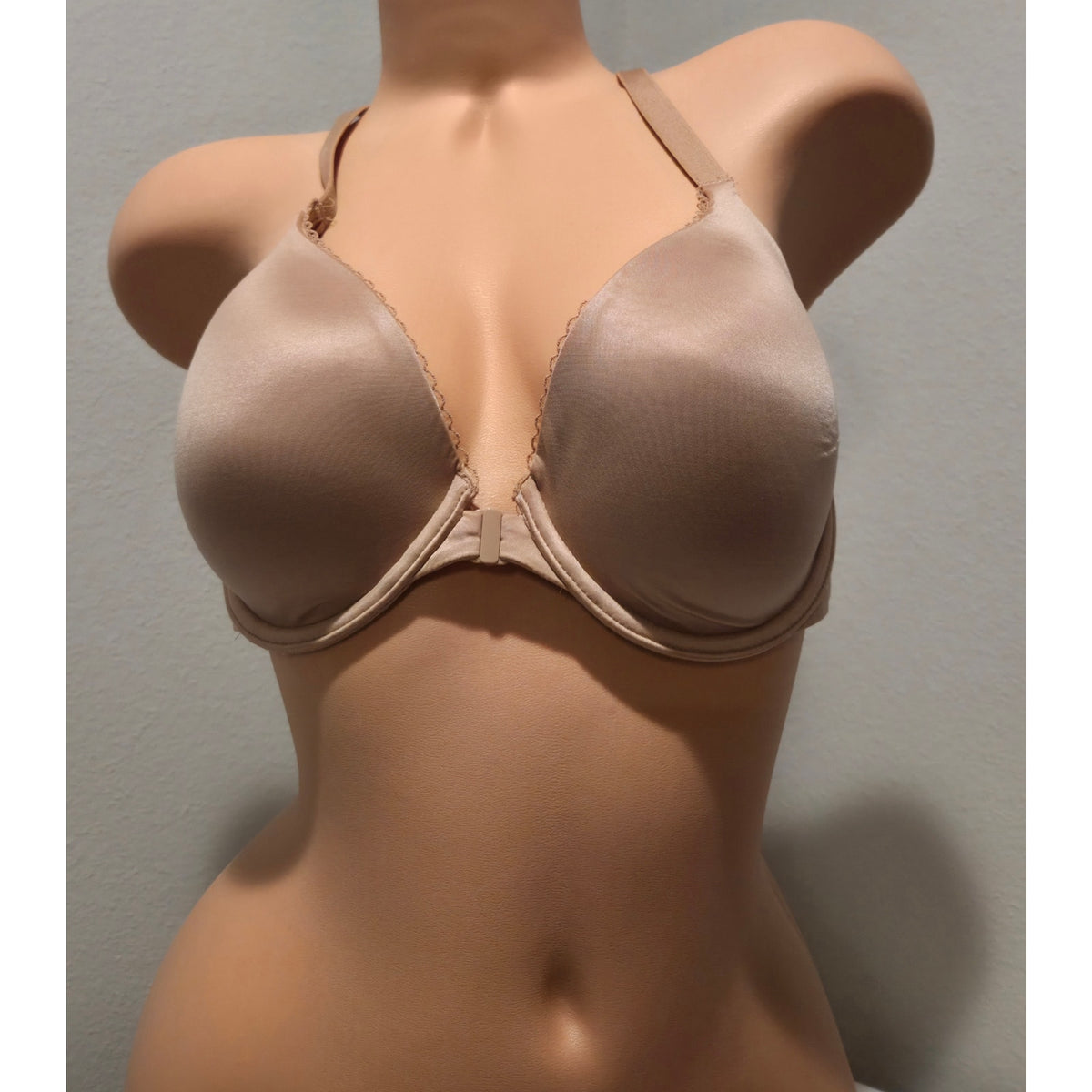 Victoria's Secret Body By Victoria Perfect Coverage Bra Front Close Nude 36C