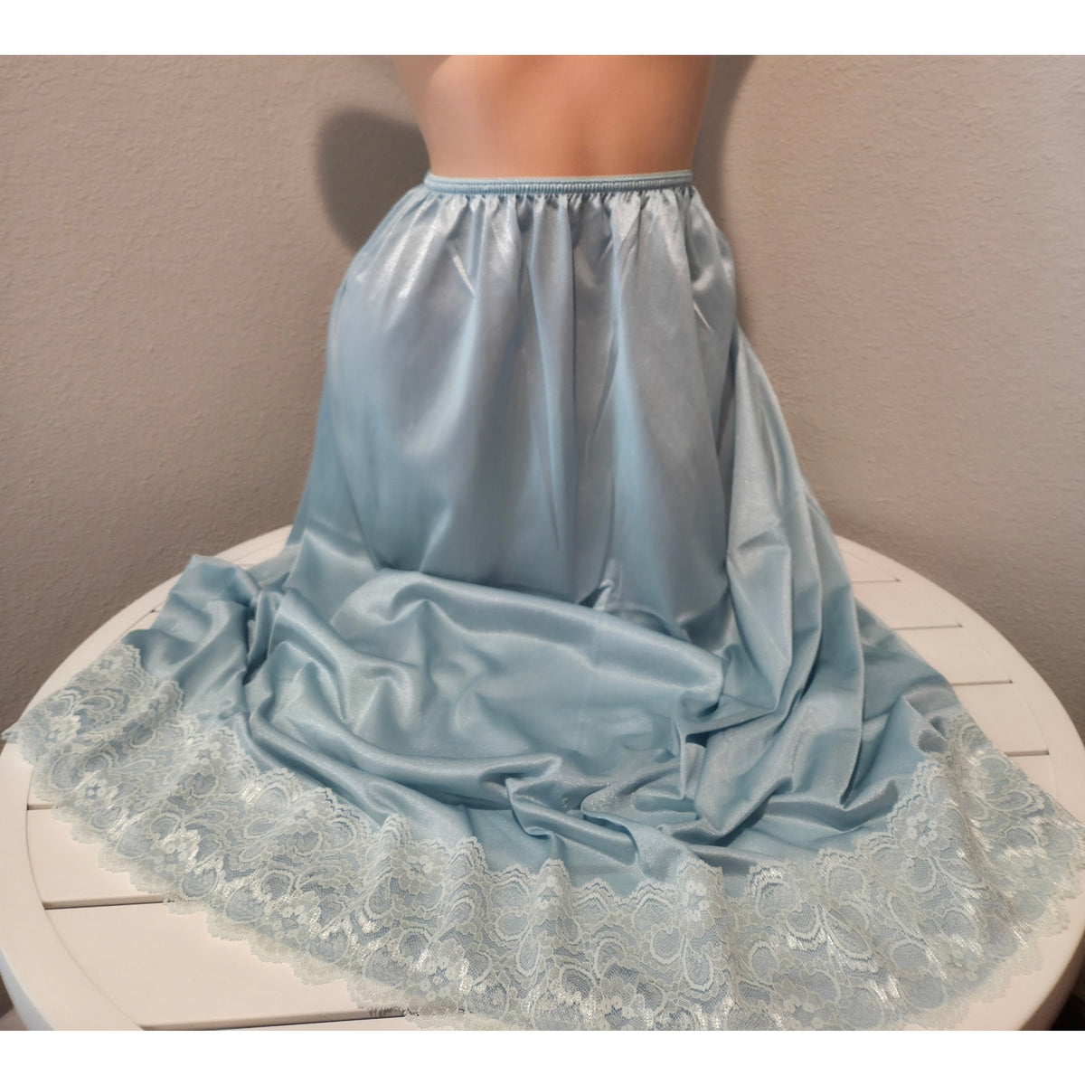 Velrose Vintage Nylon Full Slip Lace Trim Baby Blue 4XL 31" Made in USA