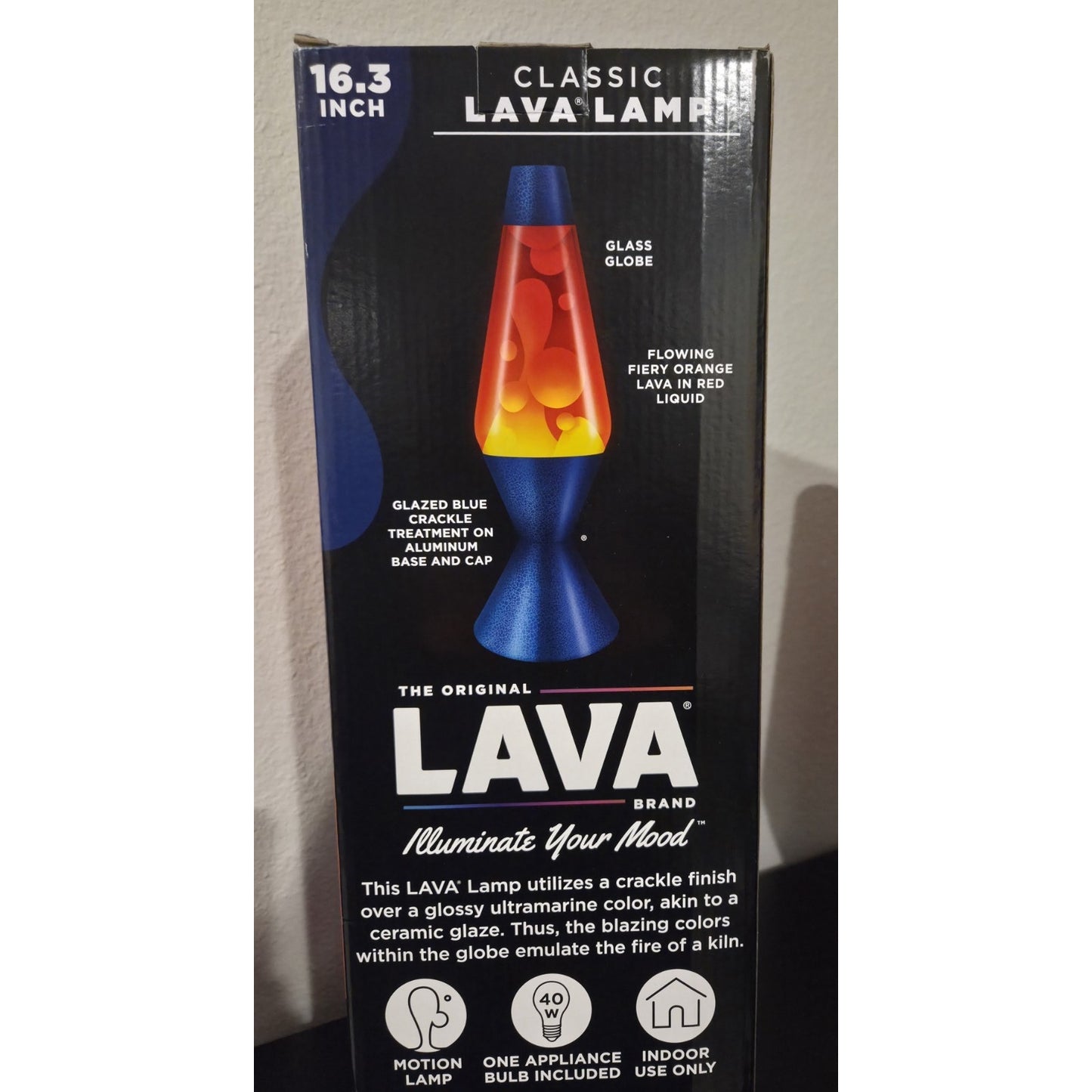 NEW Lava Lamp XL 52 Ounce 16.3 In Cracked Blue Base Red Pink Liquid Orange Lava