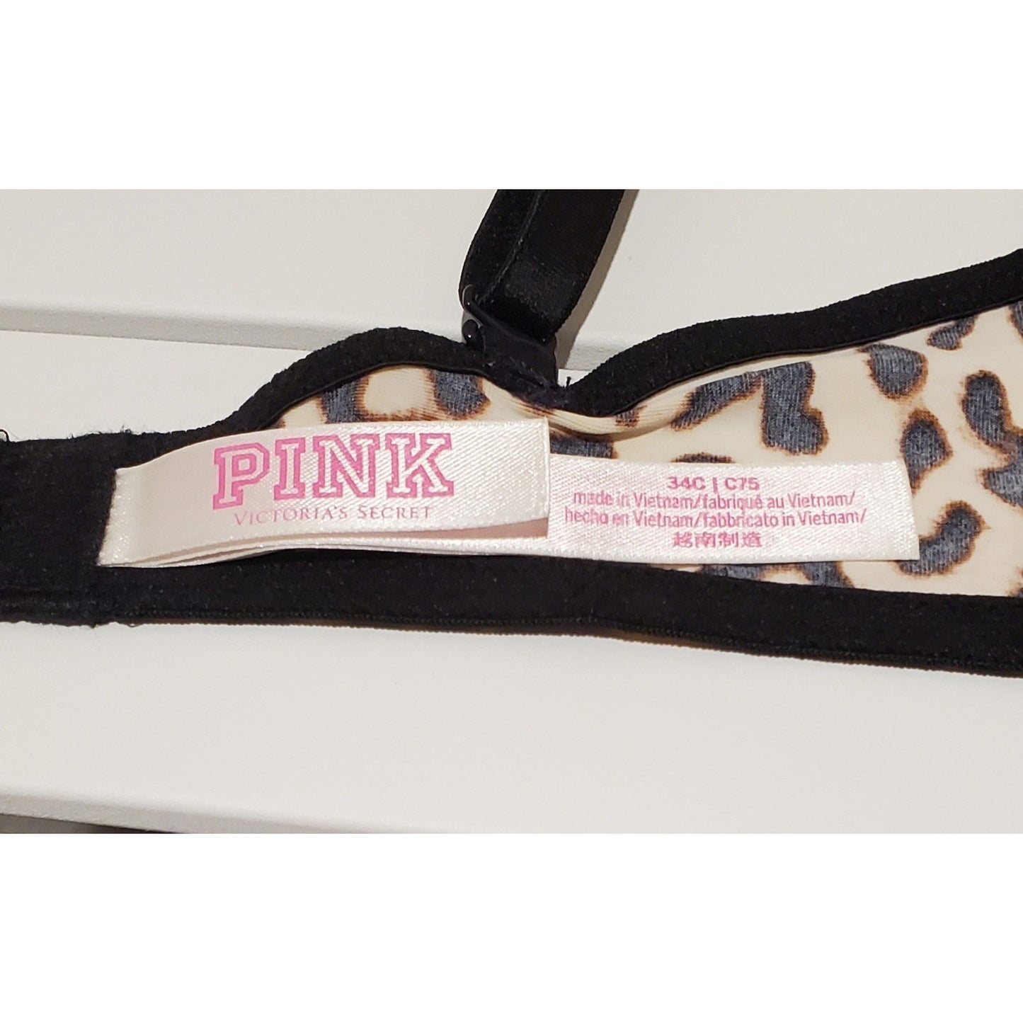 Victoria's Secret PINK Wear Everywhere Vintage T Shirt Bra Leopard Print 34C