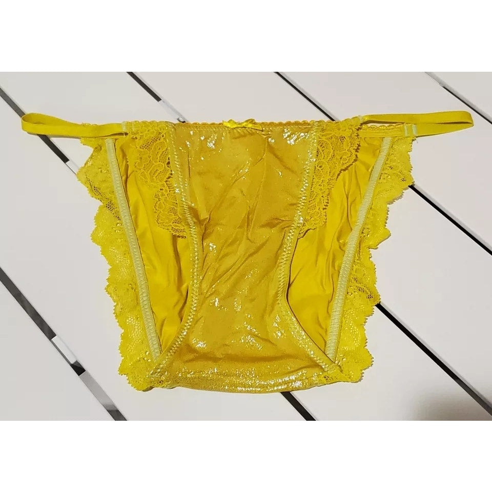 Victoria's Secret Dream Angels String Bikini Panty Shiny Lace Trim Cyber Yellow