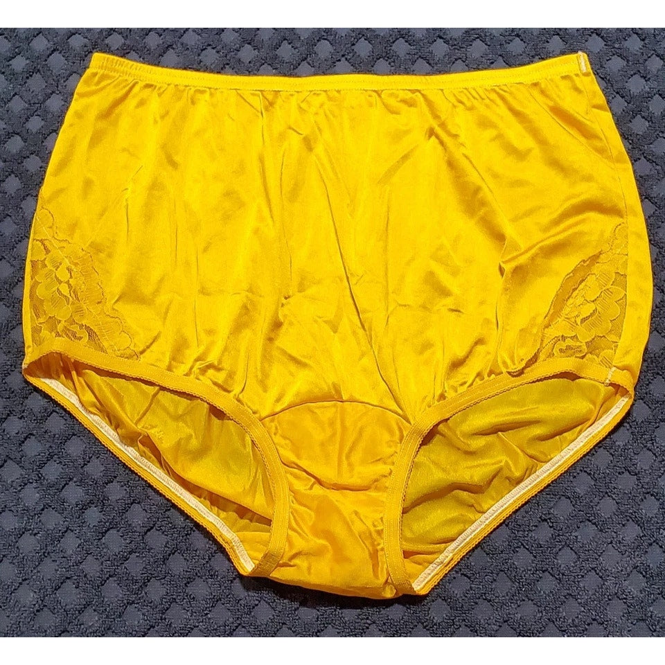 Vanity Fair Lace Nouveau Nylon Full Cut Panty Lace Shiny Sun Goddess Yellow