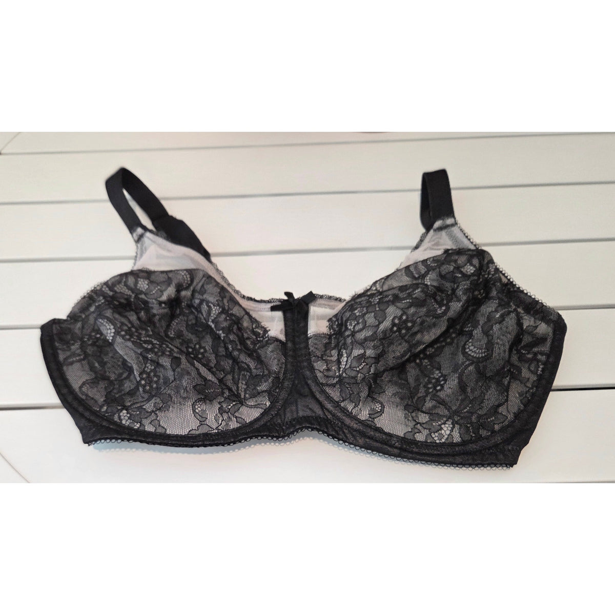 Wacoal Retro Chic 855186 Nylon Lace Full Coverage Unlined Bra Black Silver 36DDD