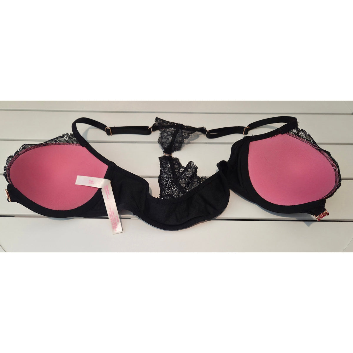Victoria's Secret PINK Date Push-Up Bra Lace Gold Hardware Black Size 32C
