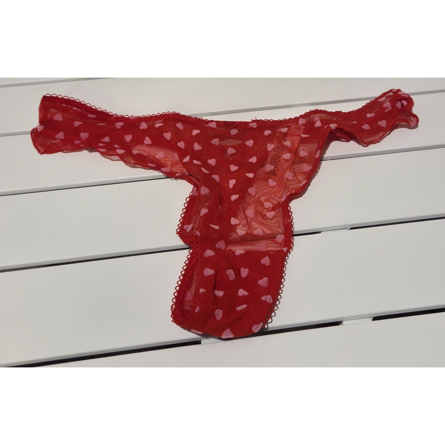 Victoria's Secret Tease Sheer Hi-Leg Thong Panty Ruffle Hearts Print Red 6/M