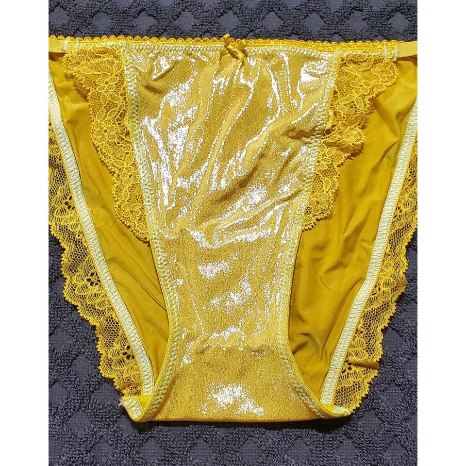 Victoria's Secret Dream Angels String Bikini Panty Shiny Lace Tulip Yellow XS
