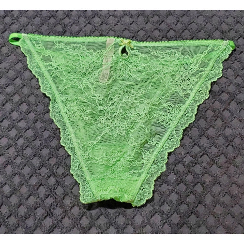 Victoria's Secret Dream Angels String Bikini Panty All Lace Green Poison Apple 8